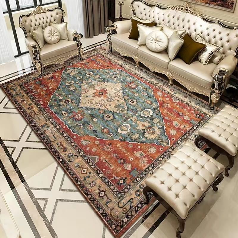 Vintage Bohemian Persian Rug. - VOGORA
